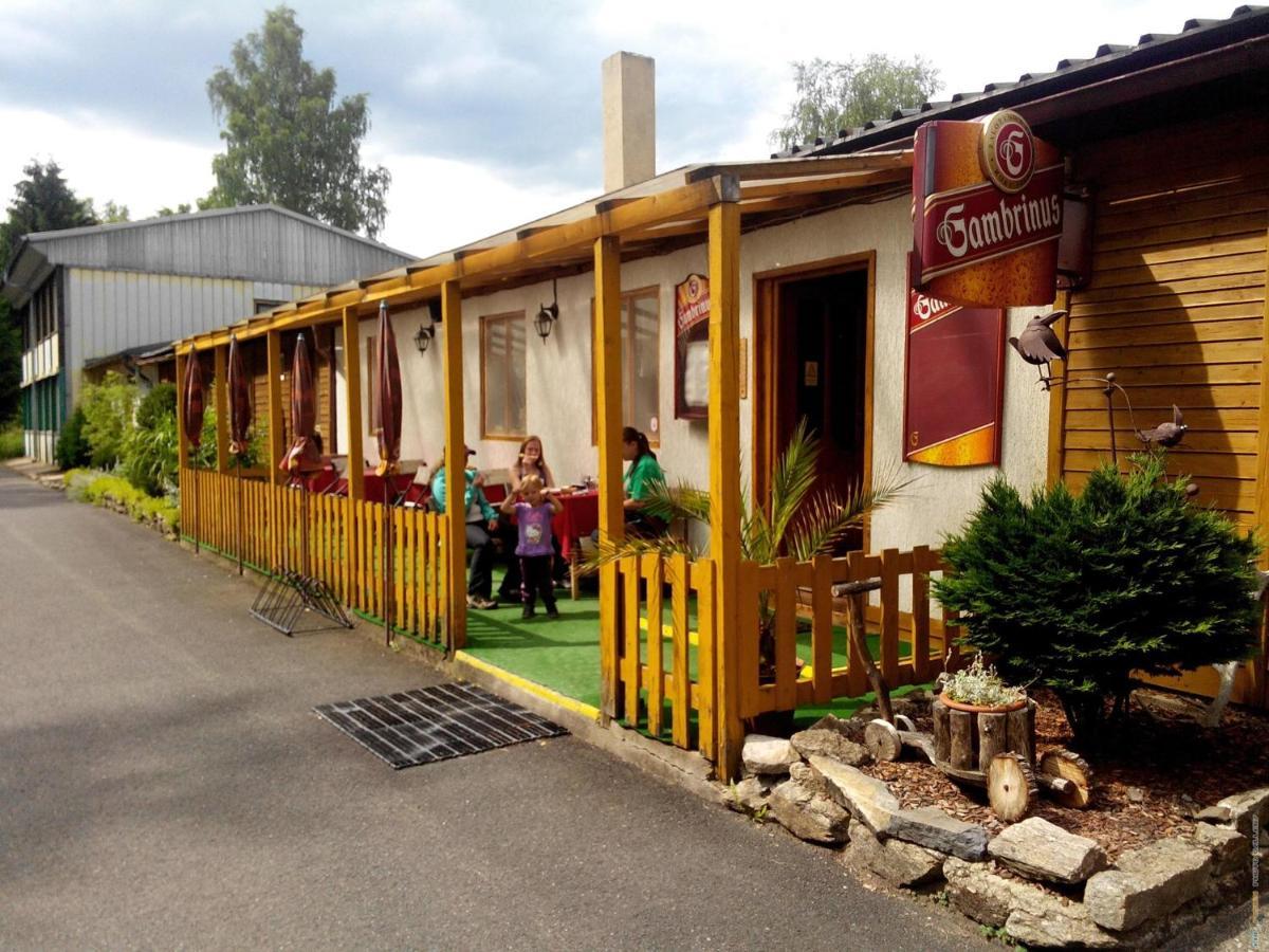 Penzion Na Srubech Hora Svate Kateriny Extérieur photo